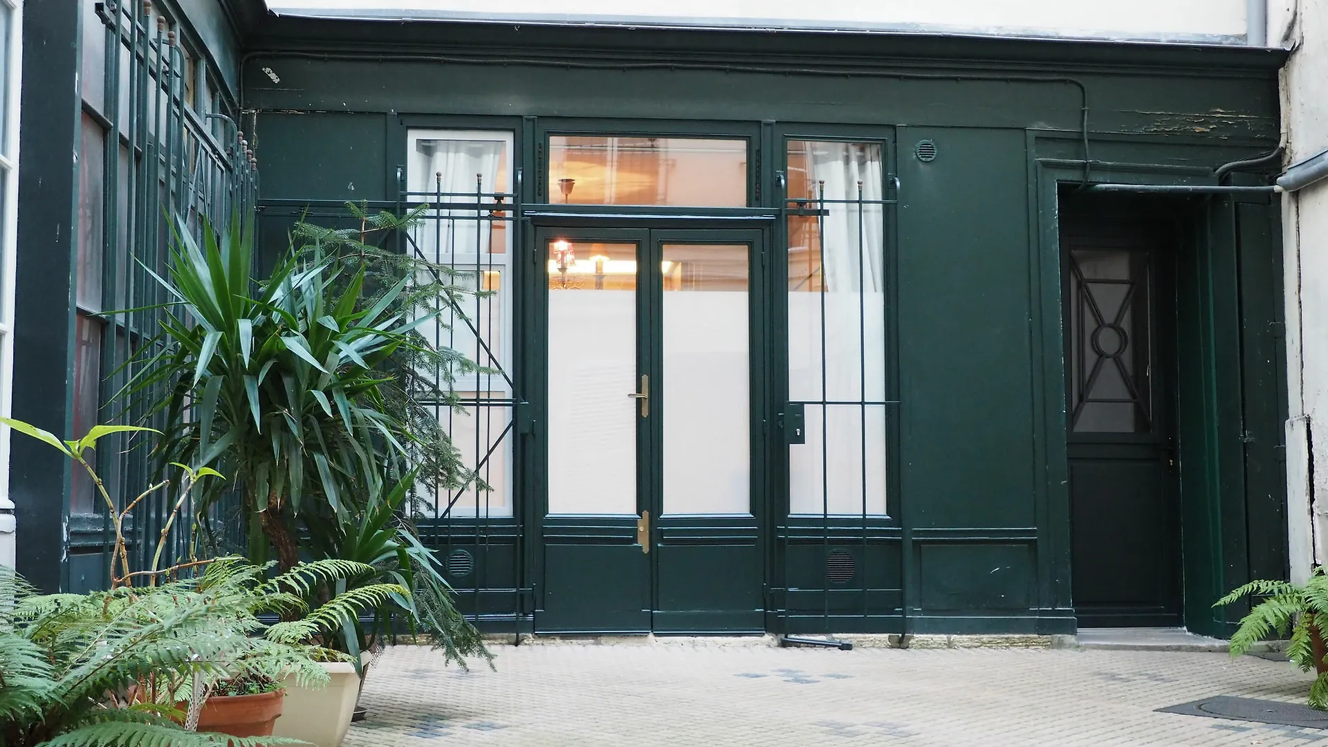 Hotel Apartment Palais Royal Chicsuites Paris